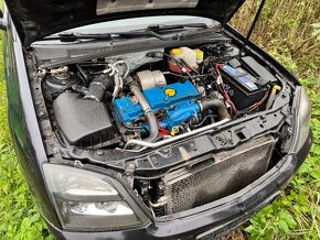 Prodám Opel Vectra C 2.2 dti r.v. 2003 92kw (125 koní). - 5