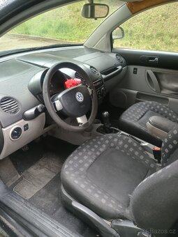 VW New Beetle 1,6 benzín - 5