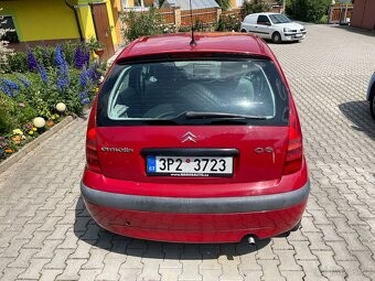 Prodám Citroen C3 1.1 i,44 kw, r.v.2002, najeto 239 200 km - 5