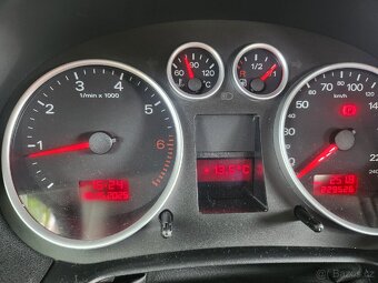 Prodám AUDI A2 - 5