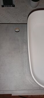 Koupelnová skříňka s umyvadlem NOVÁ - 5