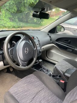 Kia Ceed - 5