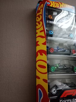 Hot wheels 5 pack formala 1 f1, McLaren, Alpine, kick, haas - 5