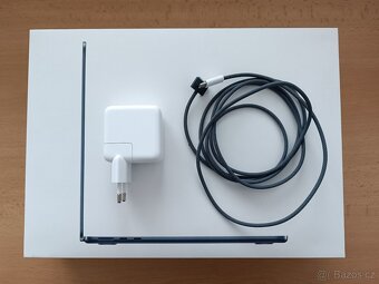 MacBook Air 13" M3 temně inkoustový - 16GB RAM, 512GB SSD - 5