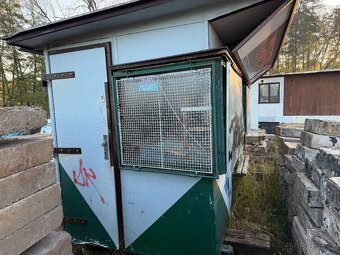 novinový stánek, sklad - 5