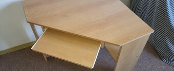 Kancelářský stůl - 5