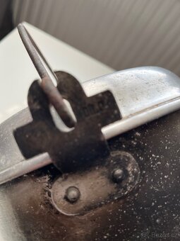 Vojenské kovové nádobí - 5