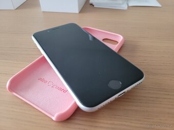 Apple iPhone SE 2020 64GB - 5