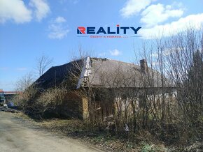 Prodej rodinného domu k rekonstrukci v obci Mikuleč - 5
