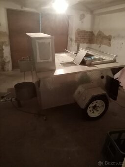 Mobilní vozík na prodej Hot Dogs a občerstvení - 5