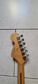 Kytara Fender - 5
