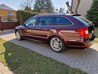 ŠKODA SUPERB 2.0 TDI XENONY MANUÁL - 5