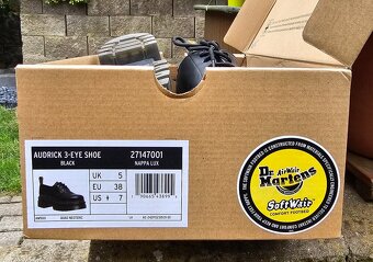 Dr. Martens AirWair - 5