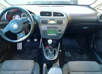 Vůz na díly Seat Leon FR 1P hatchback r.v. 2007 BWA JLZ LC9Z - 5