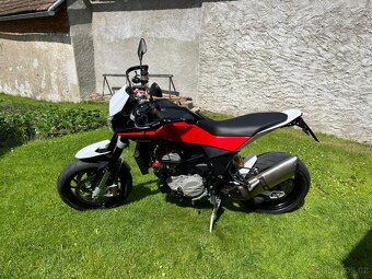 Husqvarna Nuda 900 R - 5