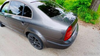 Škoda Superb 1 - 5