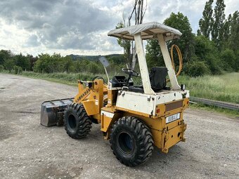 Kloubový nakladač Komatsu - 5