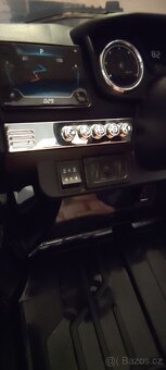 Elektrické autíčko Ford ranger 4x4 - 5