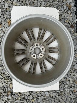 2x Disky na pneu - Škoda CANOPUS 8x19 5x112 ET44 - Stříbrná - 5