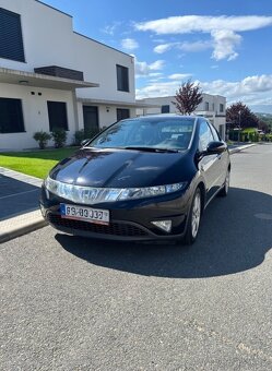 HONDA CIVIC 2.2 i-DTEC ,2008 Cena: 75 000 Kč - 5