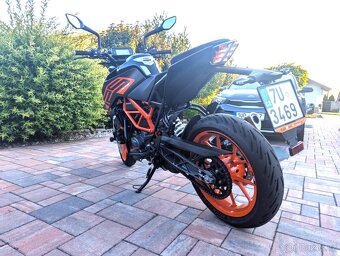 KTM Duke 125 2021, 1. Majitel, 1973km Stav nového motocyklu - 5