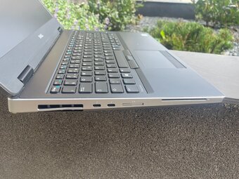 workstation - Dell Precision 7530 - CPU i7 8.gen, NVIDIA VGA - 5