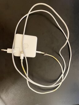 MacBook Pro 2019 i5/16GB RAM/512GB SSD/Touch Bar - 5