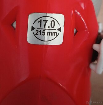 Sjezdové lyže 80 a přeskáče 17 - 5