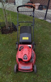 BENZÍNOVÁ SEKAČKA S POJEZDEM MOUNTFIELD - 5