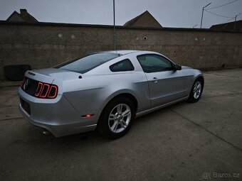 Ford Mustang 3.7 - 5