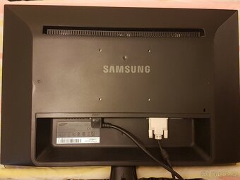 PC monitor Samsung SyncMaster 2253LW , 22″ - 5