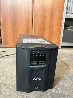UPS APC - 5