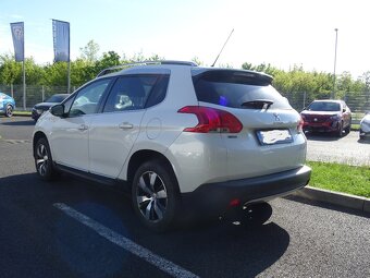 Peugeot 2008 - 5