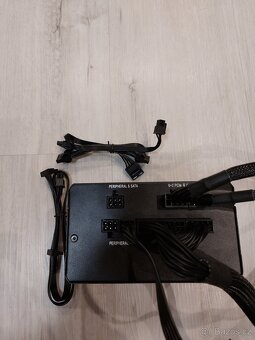 CORSAIR RM 550x -zánovní,plně modulární,GOLD - 5