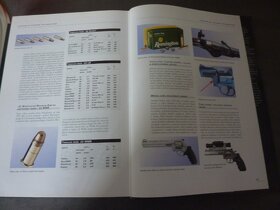 Velká Encyklopedie Pistolí a revolverů - 5