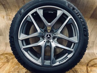 TOP zimní kola Mercedes GLC 63 AMG R20 originál - 5