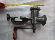 Mlýnek na maso StandardWerk 5 z roku 1920 - 5