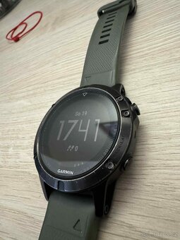 garmin fenix 5 sapphire - 5