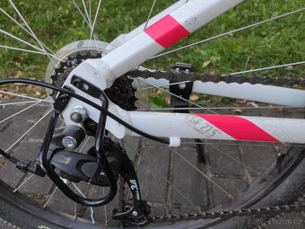 Dámské horské kolo Rockrider ST100 - 5