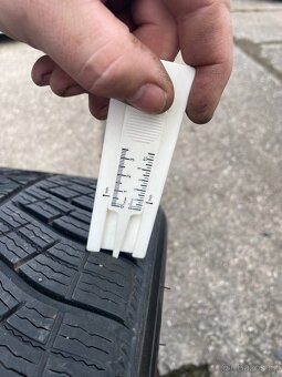 Michelin zimní pneu 275/50 r19 - 5