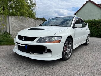 Mitsubishi Lancer Evo 9 - 5