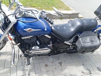 Kawasaki VN800A - 5