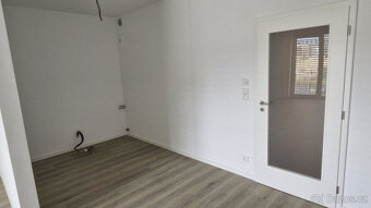 Prodej bytu 1+kk 45 m² Dukelská, Benešov - 5