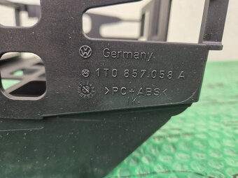 odkládací schránka palubní desky VW Touran 1T0857058A 3X1 - 5