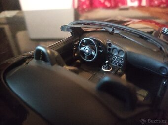 Dodge Viper SRT-10 1:18 Autoart - 5