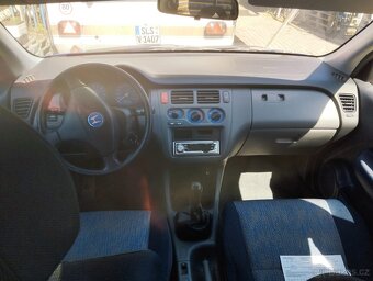 Honda HR-V 1.6 77Kw Combi - 5