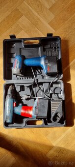 Aku vrtačka BOSCH 12V + SVITILNA GLI 12V + 2 BATERIE - 5