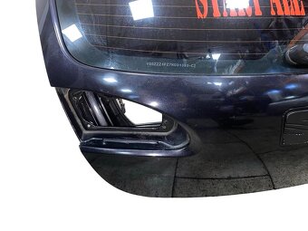 Páté dveře černá metalíza LC9Z Seat Leon FR 1P hatchback 07 - 5