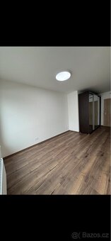 Pronájem moderního bytu 2kk Praha 9 Vysočany - 5