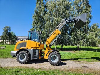 teleskopický kloubový nakladač, model K2500T - 5